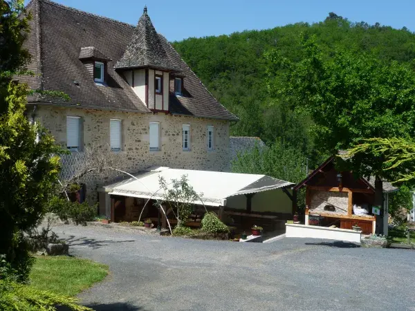 Façade et parking