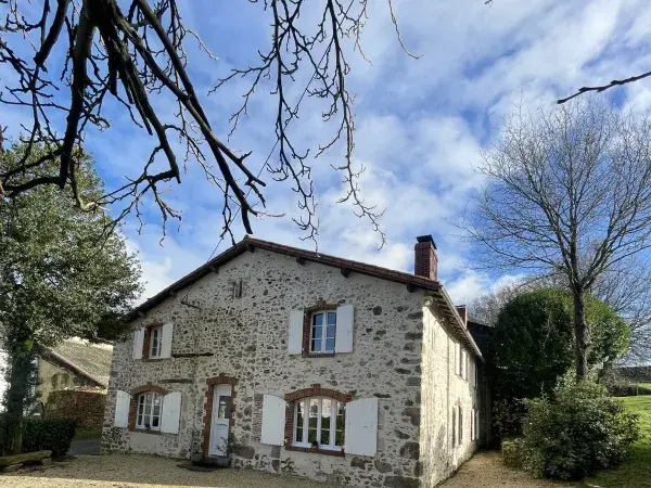 FACADE GITE CHEZ PAPY