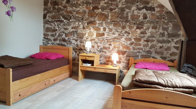 Chambre 3 lits