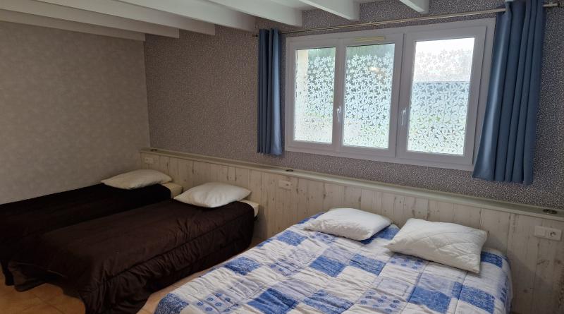 Une chambre dans 1 petit gîte au RDC