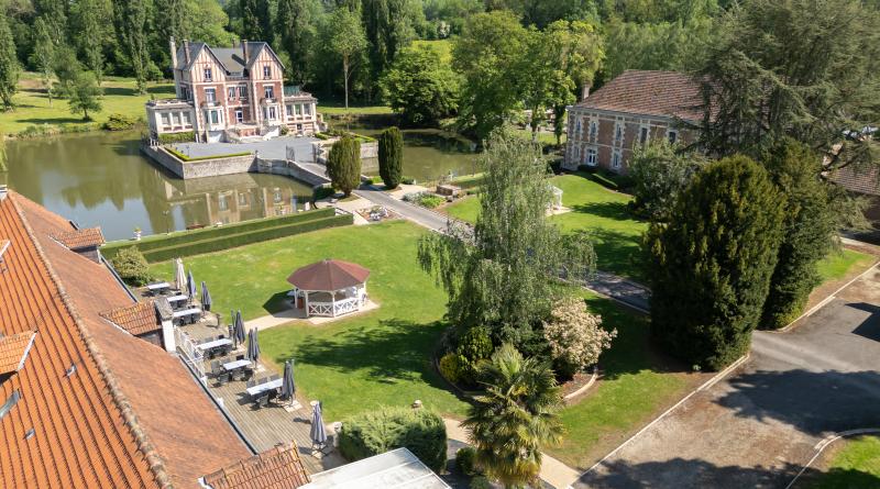 Vue d'ensemble de l'enceinte du château