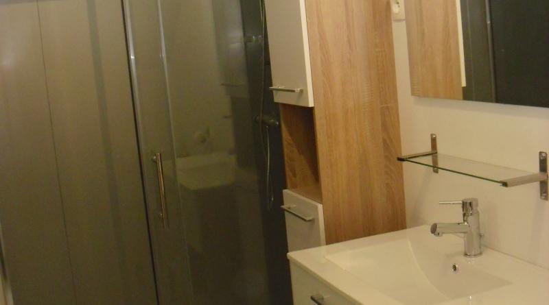 salle de douche dans chaque chambre