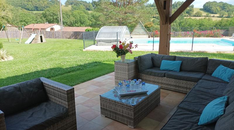 Vue sur piscine