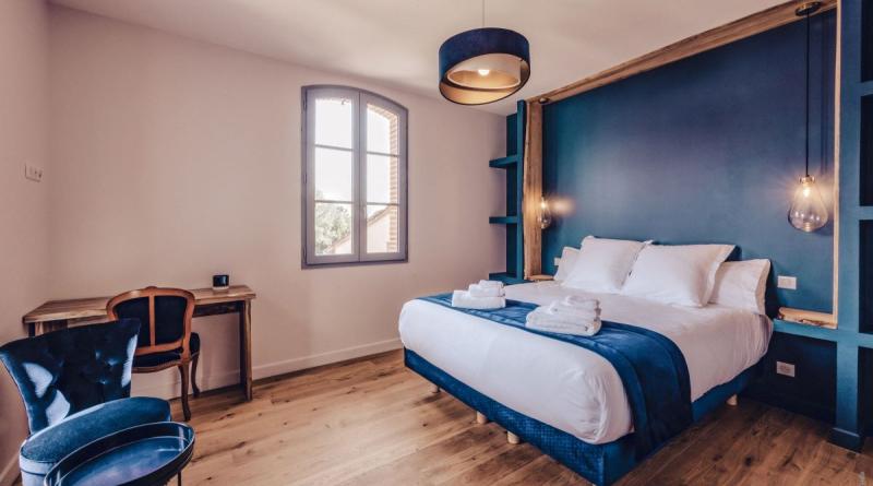 UNE CHAMBRE