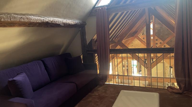 Mezzanine 