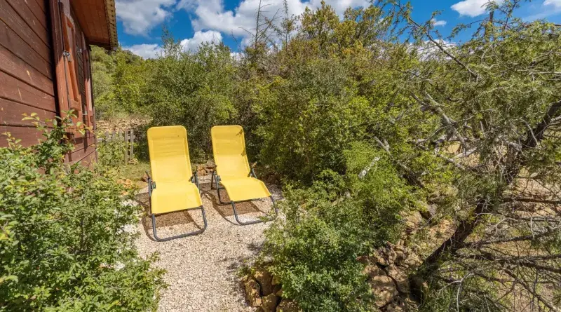 Jardin chalet Maroc avec transat