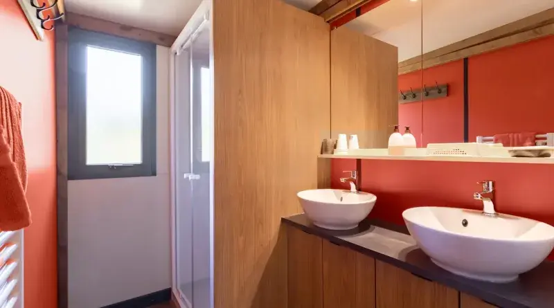 Salle de bain chalet Canada
