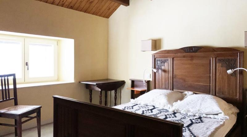 gite les trayes chambre 2