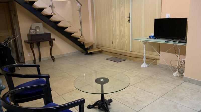 gite les trayes salon