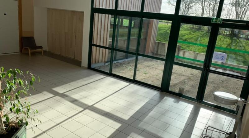 PORCHE VERANDA VUE SUR EXTERIEUR