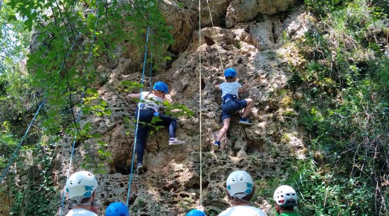 Initiation à l'escalade sur le site