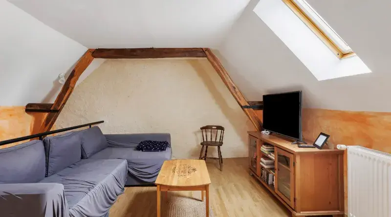 Mezzanine avec coin télé