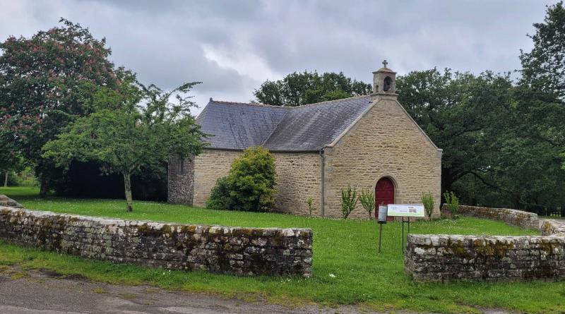 chapelle st colomban, devant le gîte