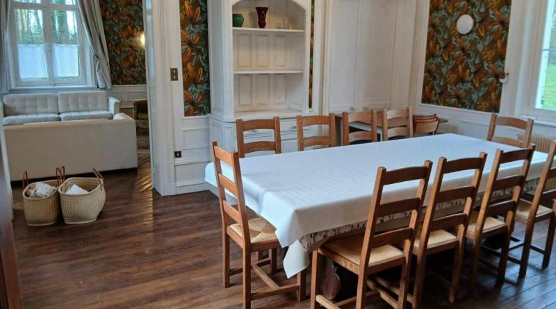 sale à manger - chateau de mons boubert
